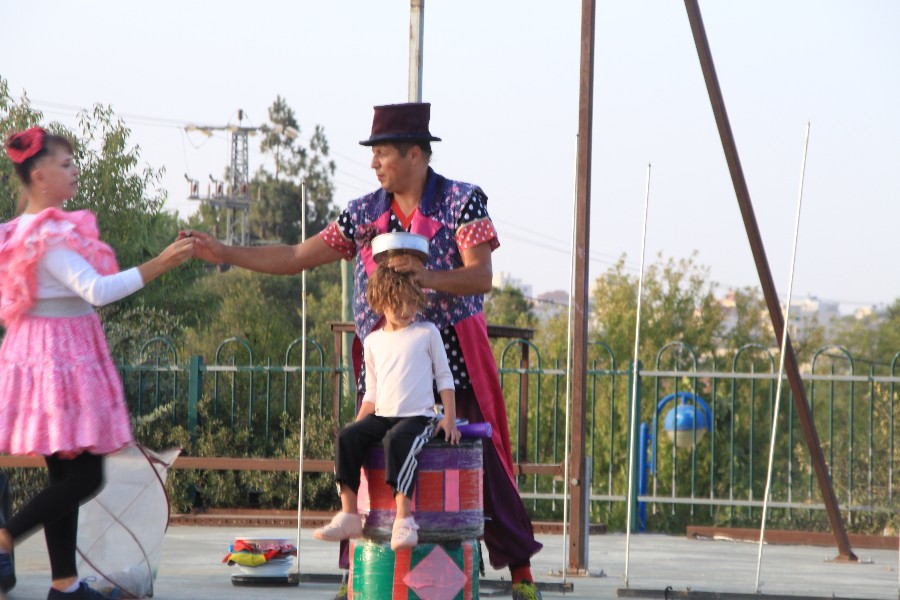 קרקס פסטיבלי באמפי עפרה י"ג באב תשע"ח