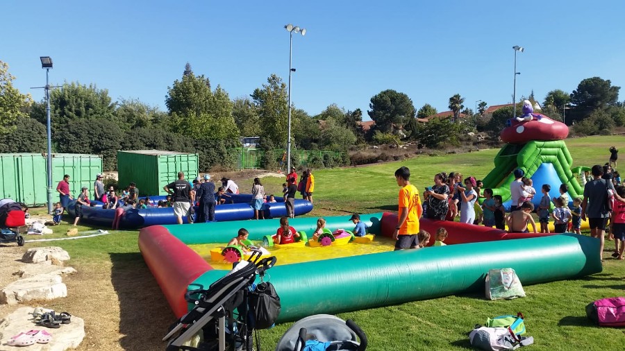 הפנינג מתנפחים רטובים אלול תשע"ח