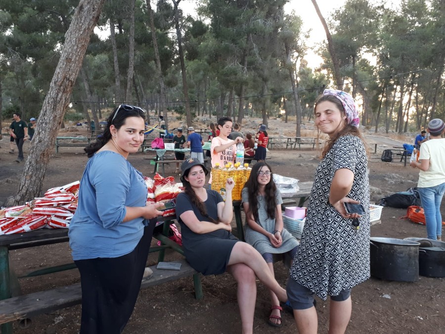 טיולית תשע"ט