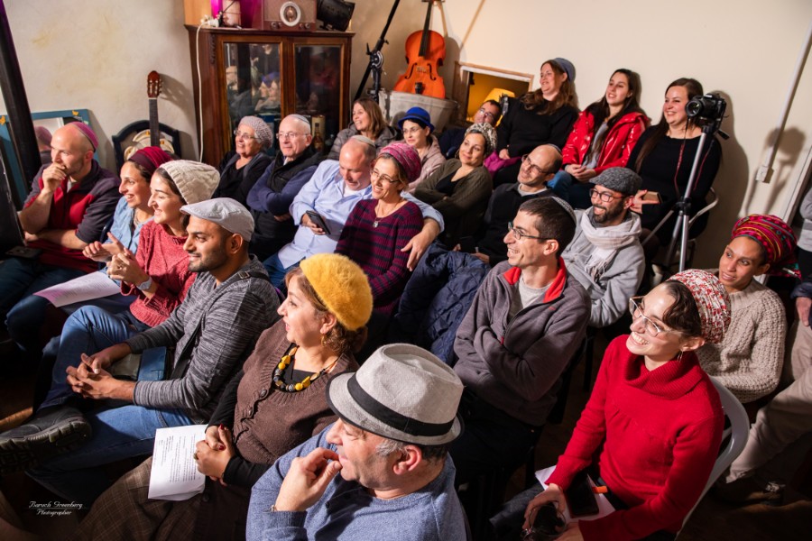 ערב ספוקן וורד בסטודיו-בר