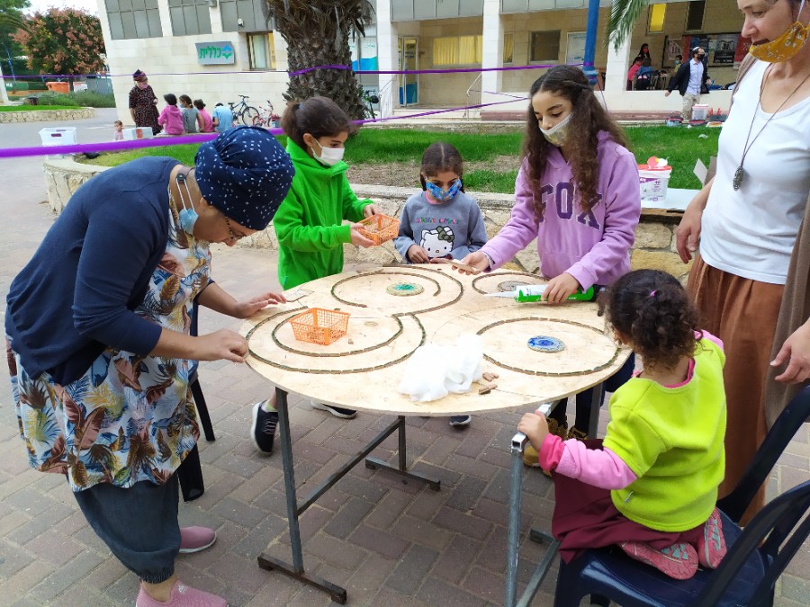 קהילה יוצרת עם מאיה כהן