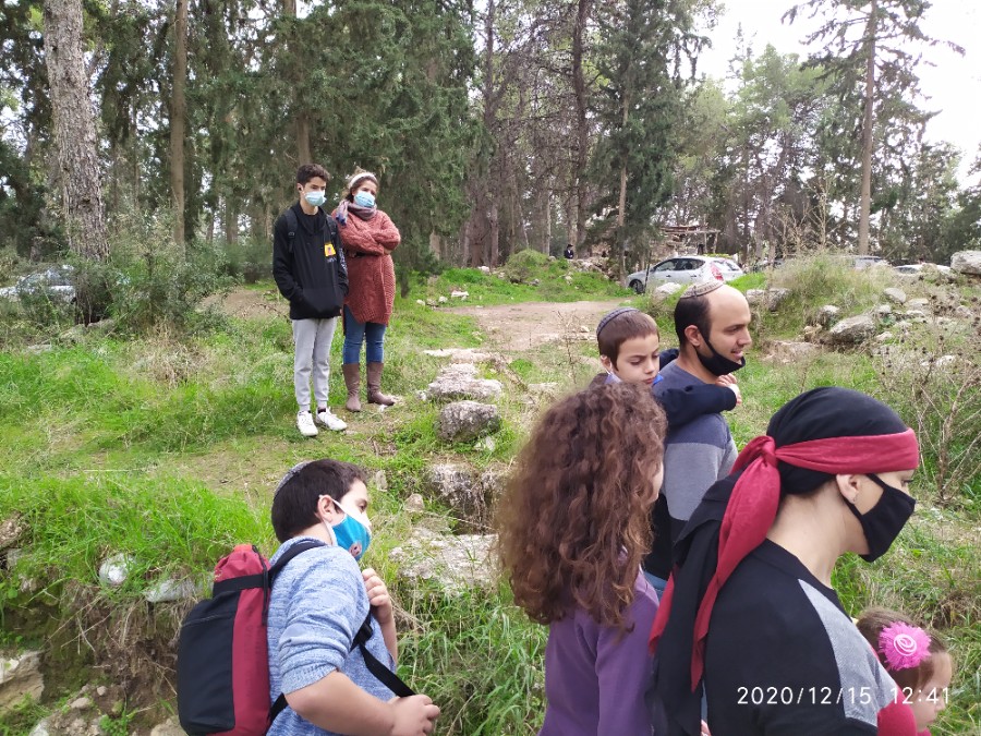 טיול משפחות בעקבות המורדים בהדרכת עקיבא יצחק - חנוכה תשפ"א