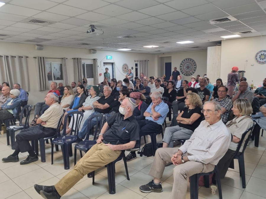 הרצאה של חנן עמיאור לזכרן של נעה אלון וגל אייזנמן הי"ד