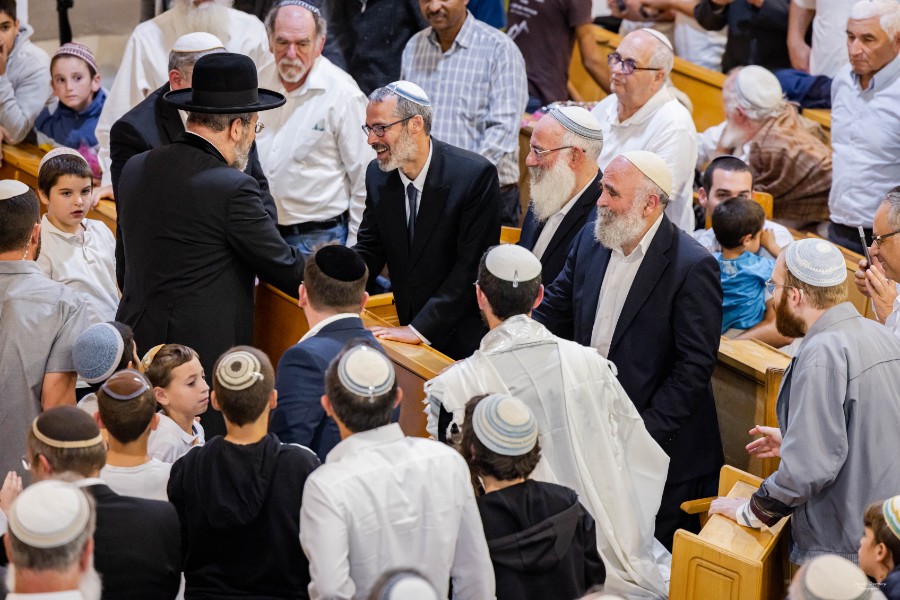 מעמד הכתרת הרב אחיה בן פזי | צילם: ברוך גרינברג