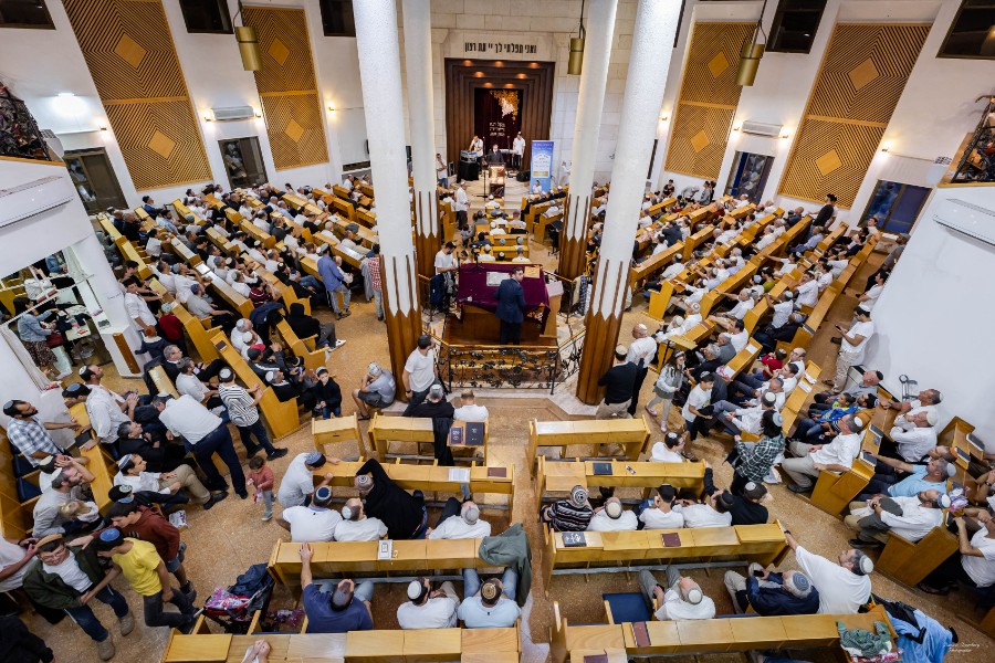 מעמד הכתרת הרב אחיה בן פזי | צילם: ברוך גרינברג