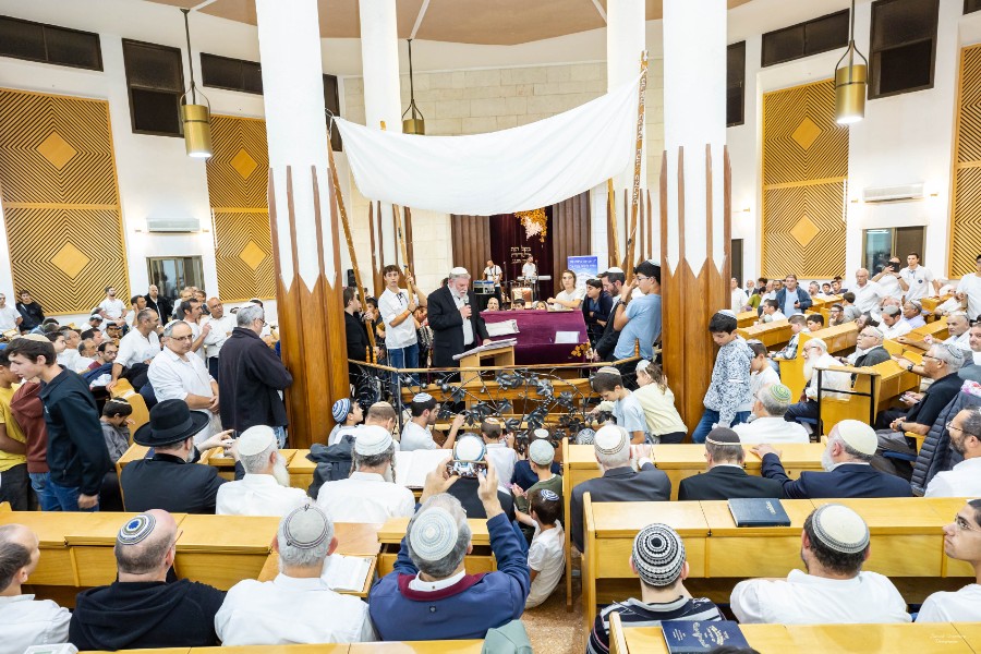 מעמד הכתרת הרב אחיה בן פזי | צילם: ברוך גרינברג