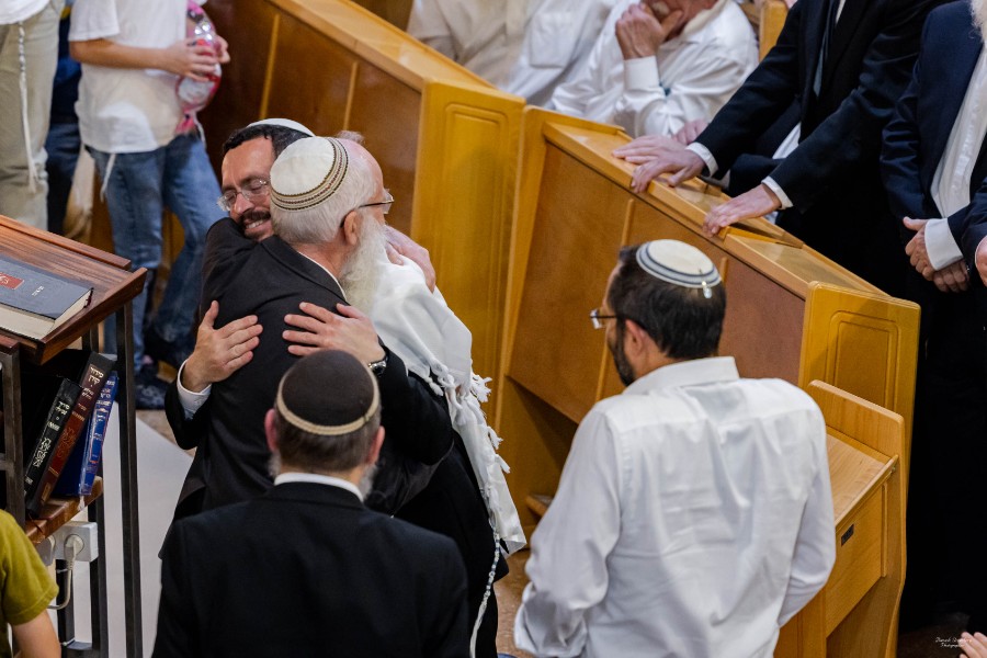 מעמד הכתרת הרב אחיה בן פזי | צילם: ברוך גרינברג