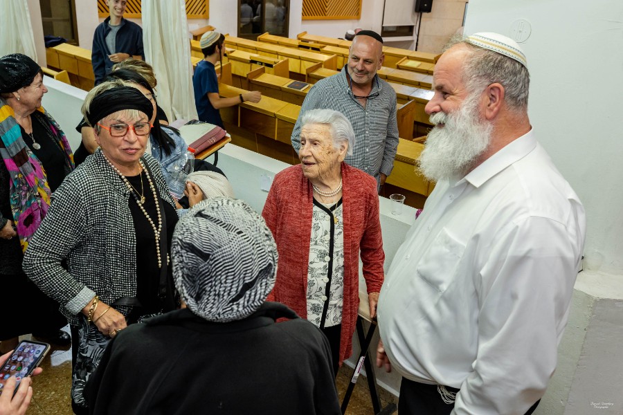 מעמד הכתרת הרב אחיה בן פזי | צילם: ברוך גרינברג