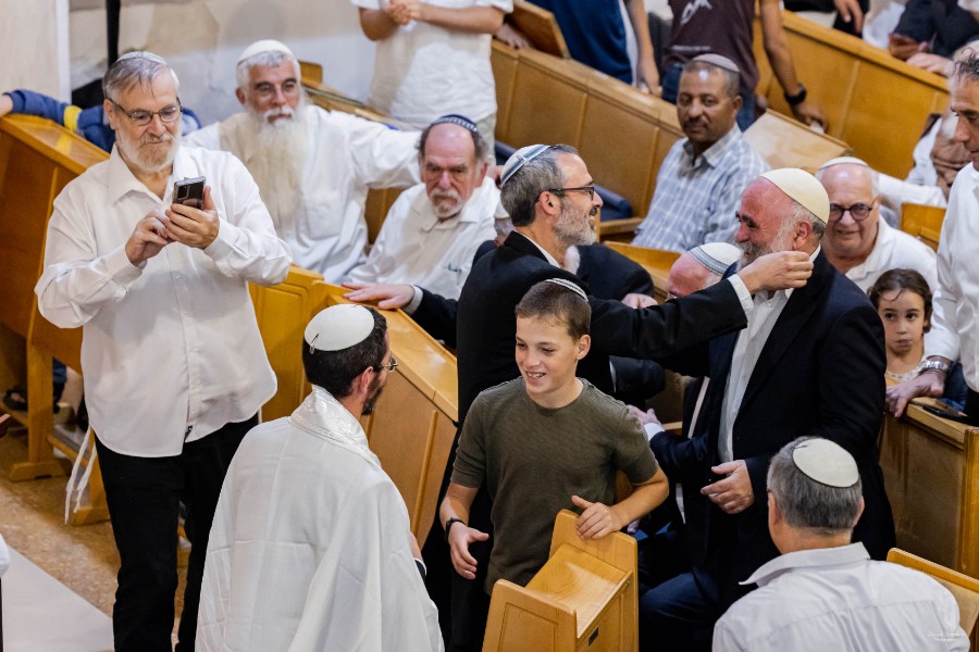 מעמד הכתרת הרב אחיה בן פזי | צילם: ברוך גרינברג