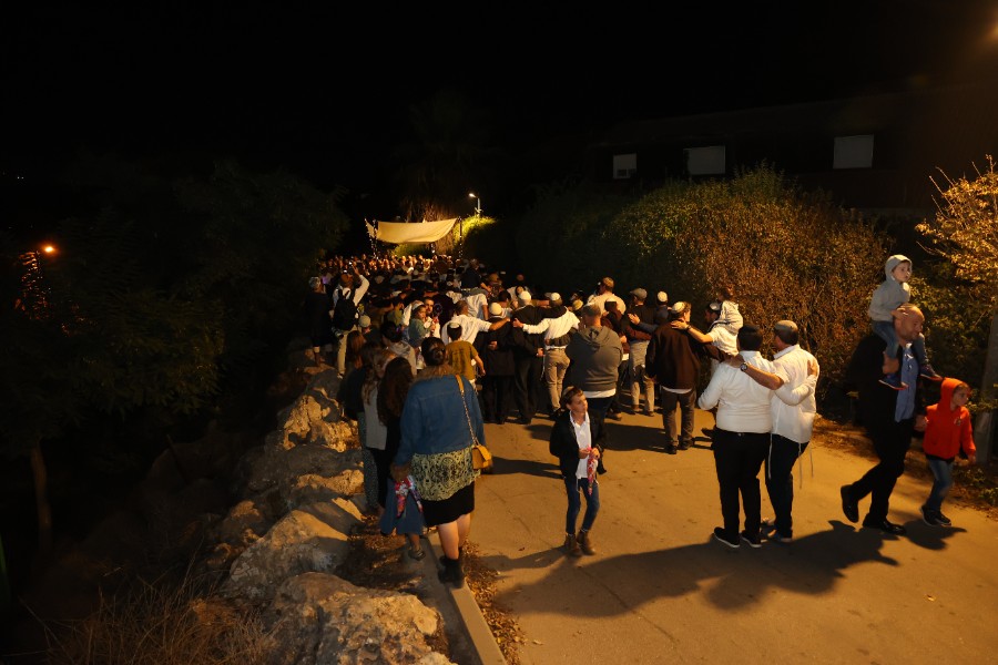 מעמד הכתרת הרב אחיה בן פזי | צילם: יהושע מנשה