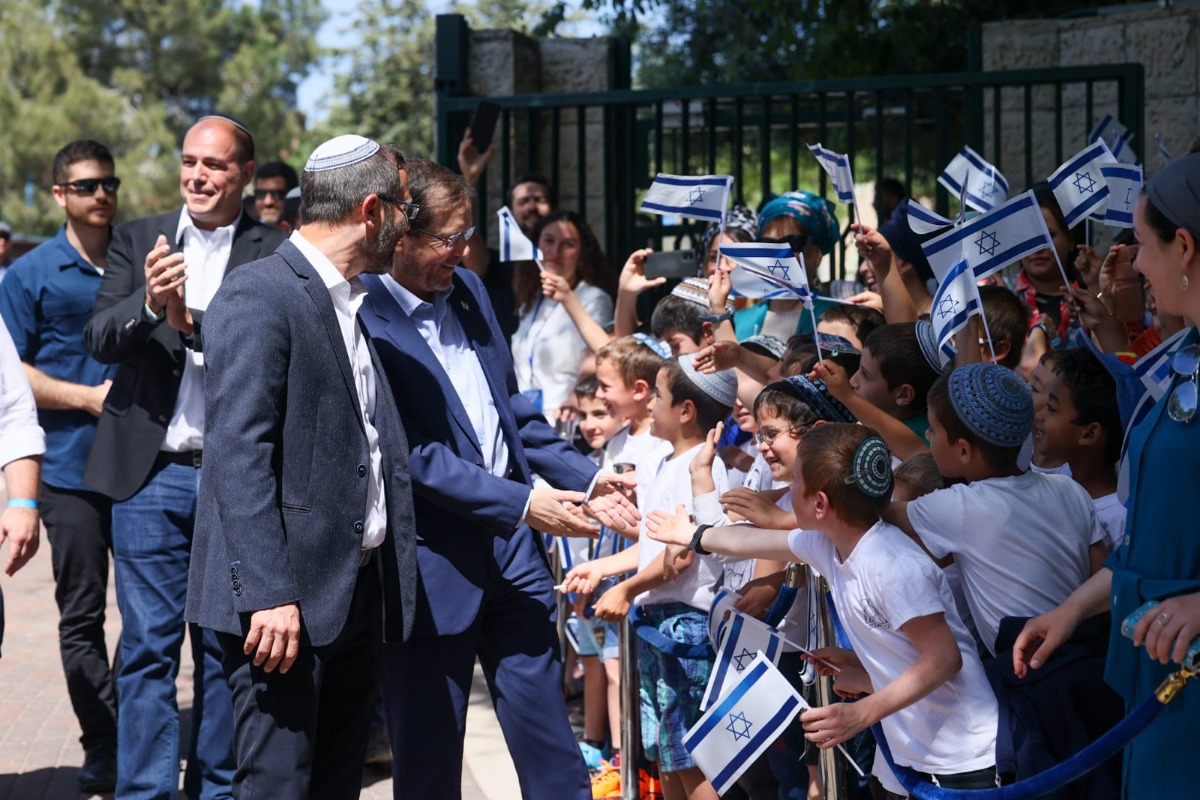 ביקור נשיא המדינה הרצוג ורעייתו בעפרה ובנימין