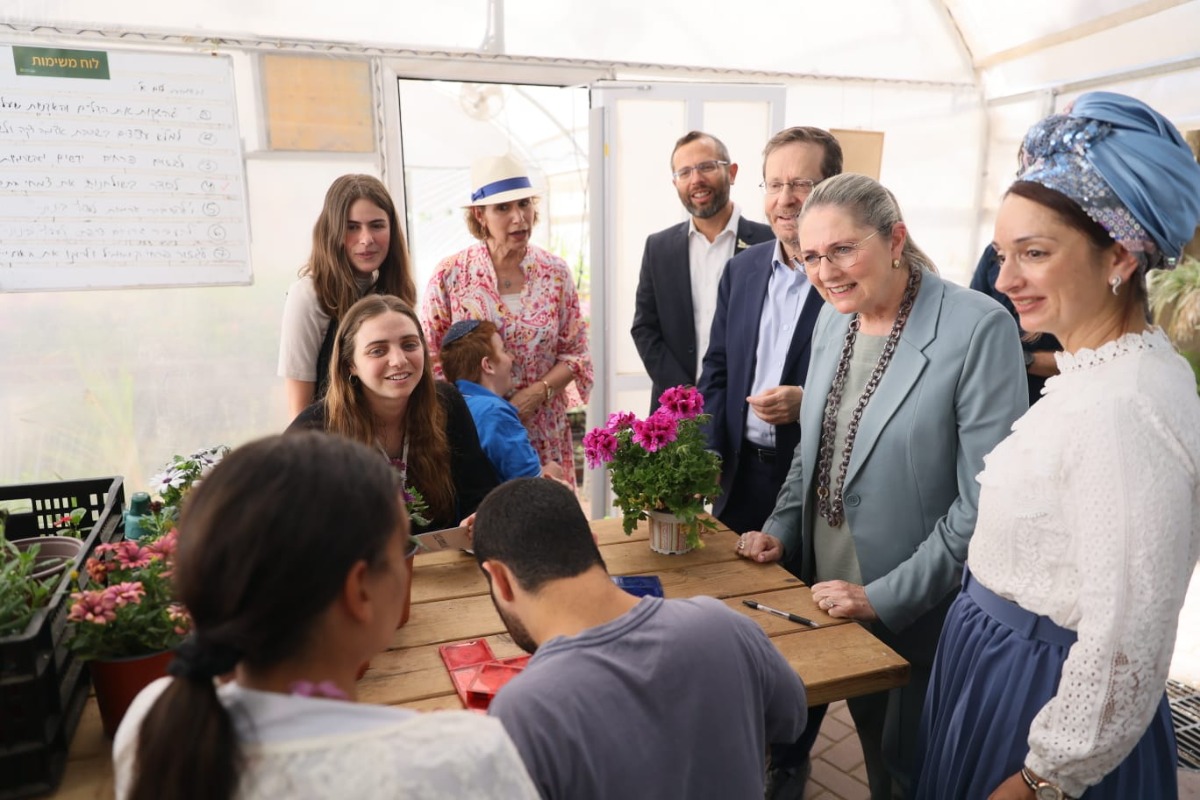 ביקור נשיא המדינה הרצוג ורעייתו בעפרה ובנימין