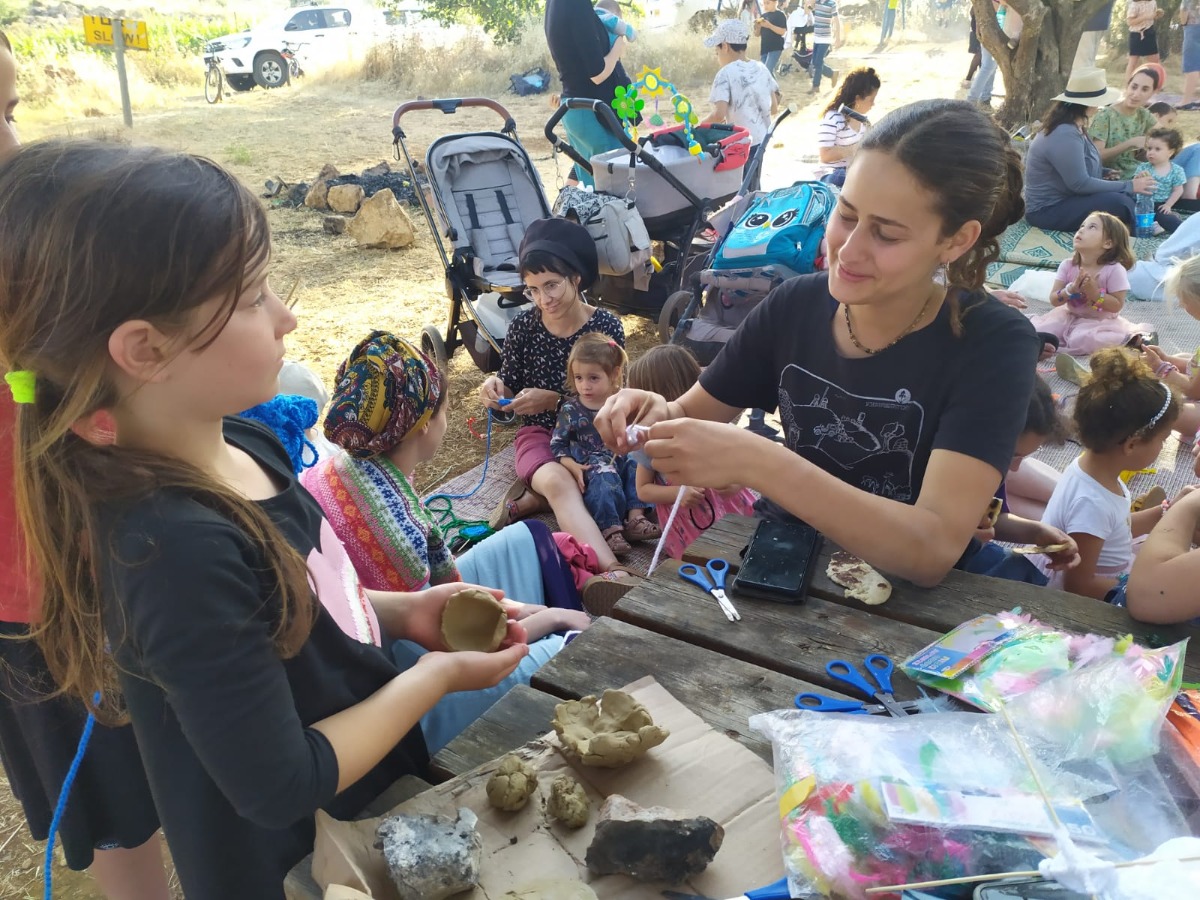 פעילות לילדים עם בית ספר שדה עפרה