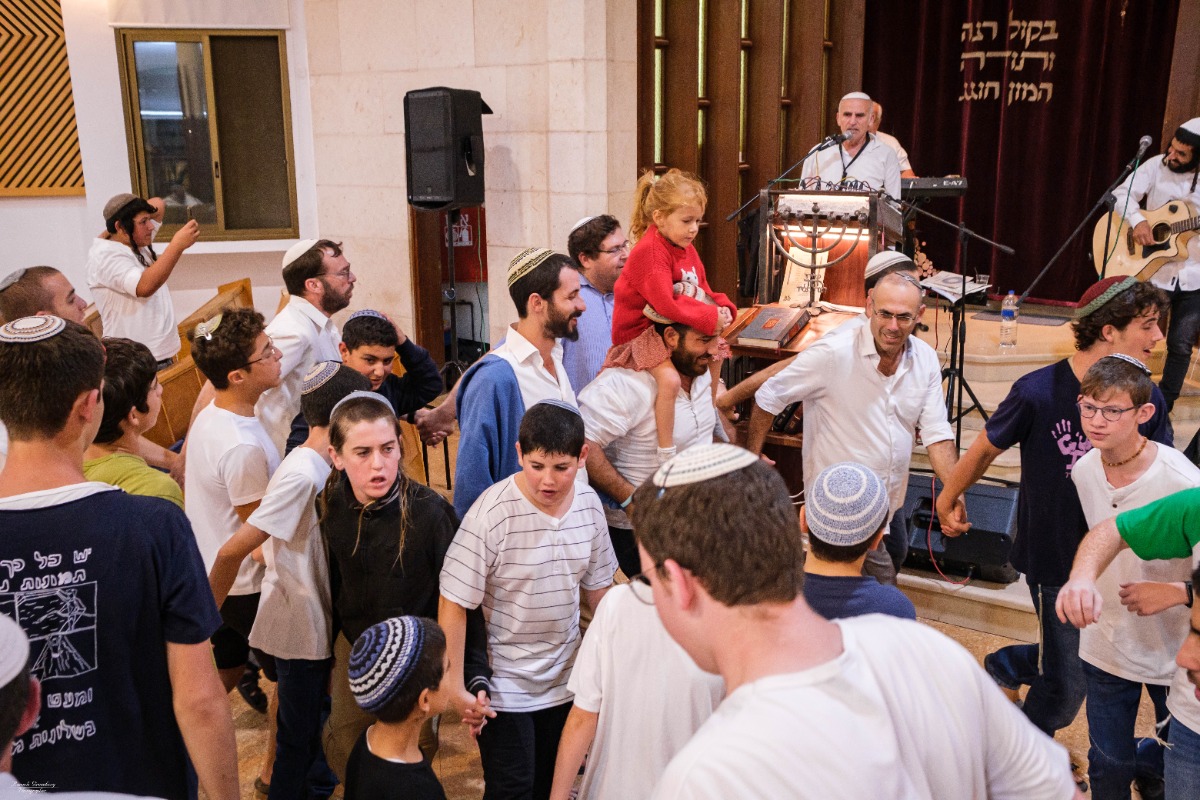 שמחת בית השואבה - סוכות תשפ"ד - צילום: ברוך גרינברג