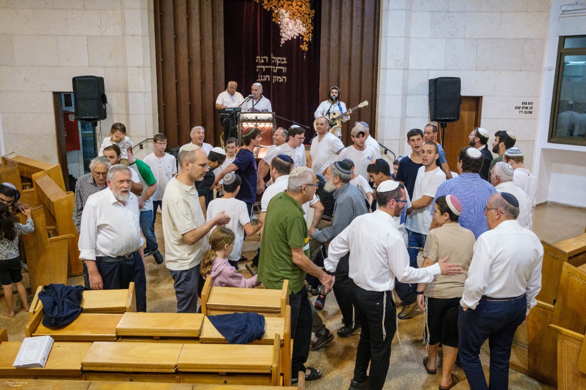 שמחת בית השואבה - סוכות תשפ"ד - צילום: ברוך גרינברג