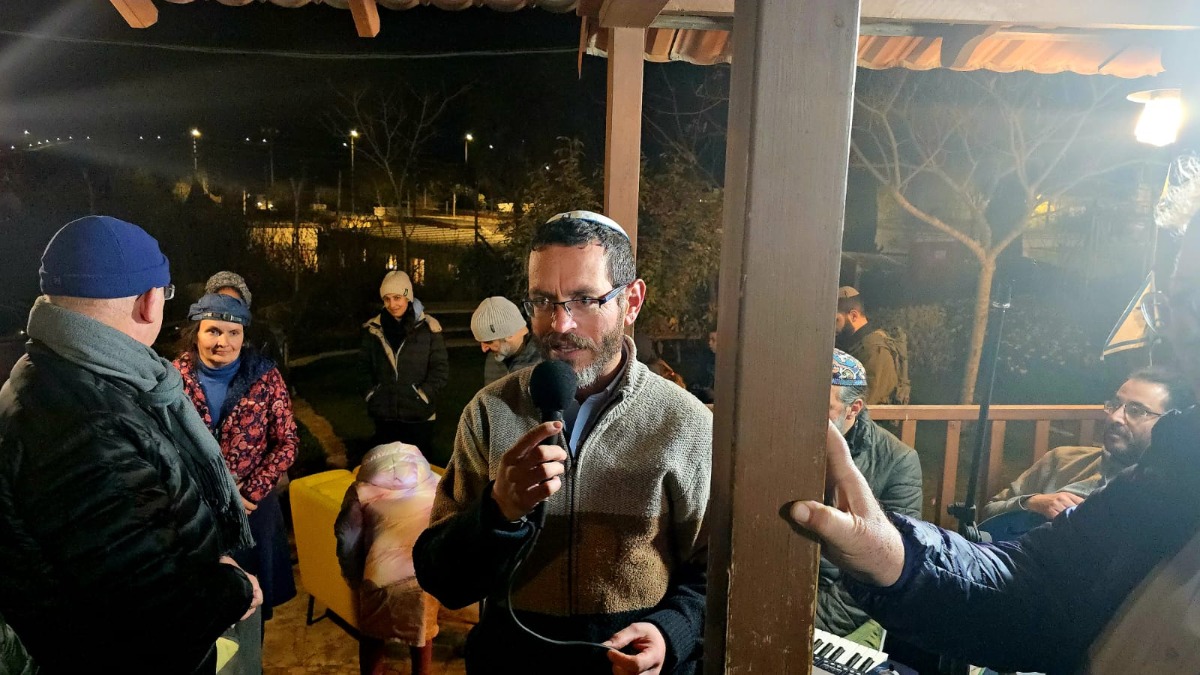 הדלקת נרות משותפת בבית פיני - חנוכה תשפ"ה