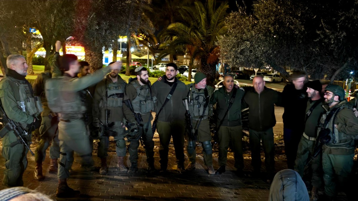 הדלקת נרות משותפת בבית פיני - חנוכה תשפ"ה