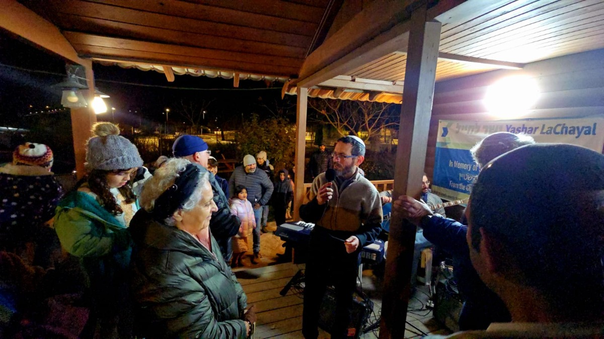 הדלקת נרות משותפת בבית פיני - חנוכה תשפ"ה