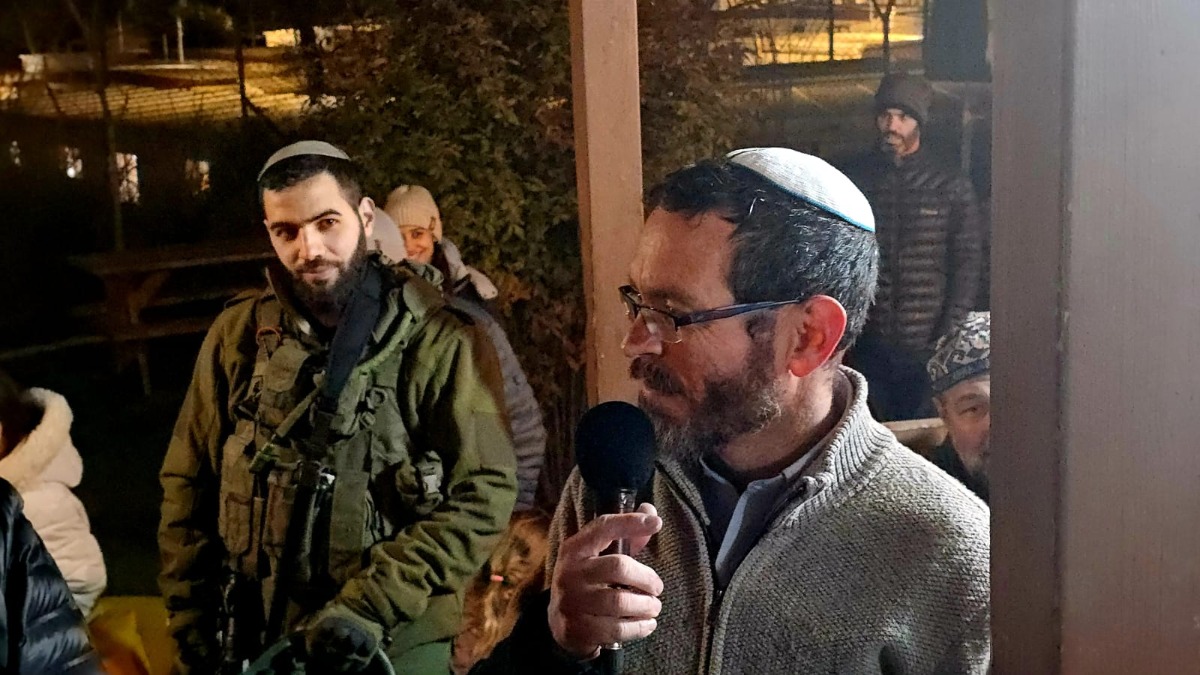 הדלקת נרות משותפת בבית פיני - חנוכה תשפ"ה