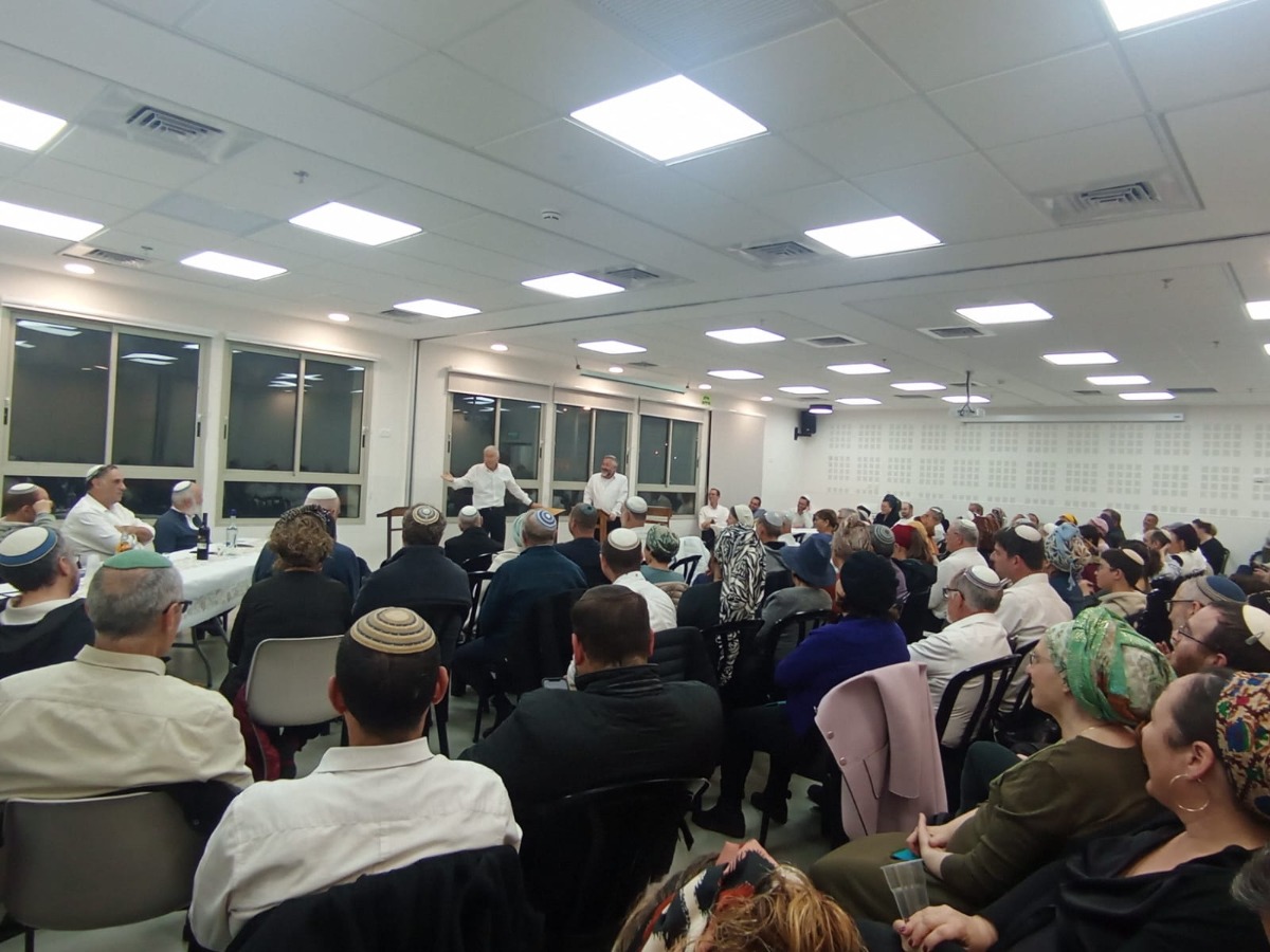 "תורתך שעשועי - ערב קהילתי במוצאי שבת זכור
