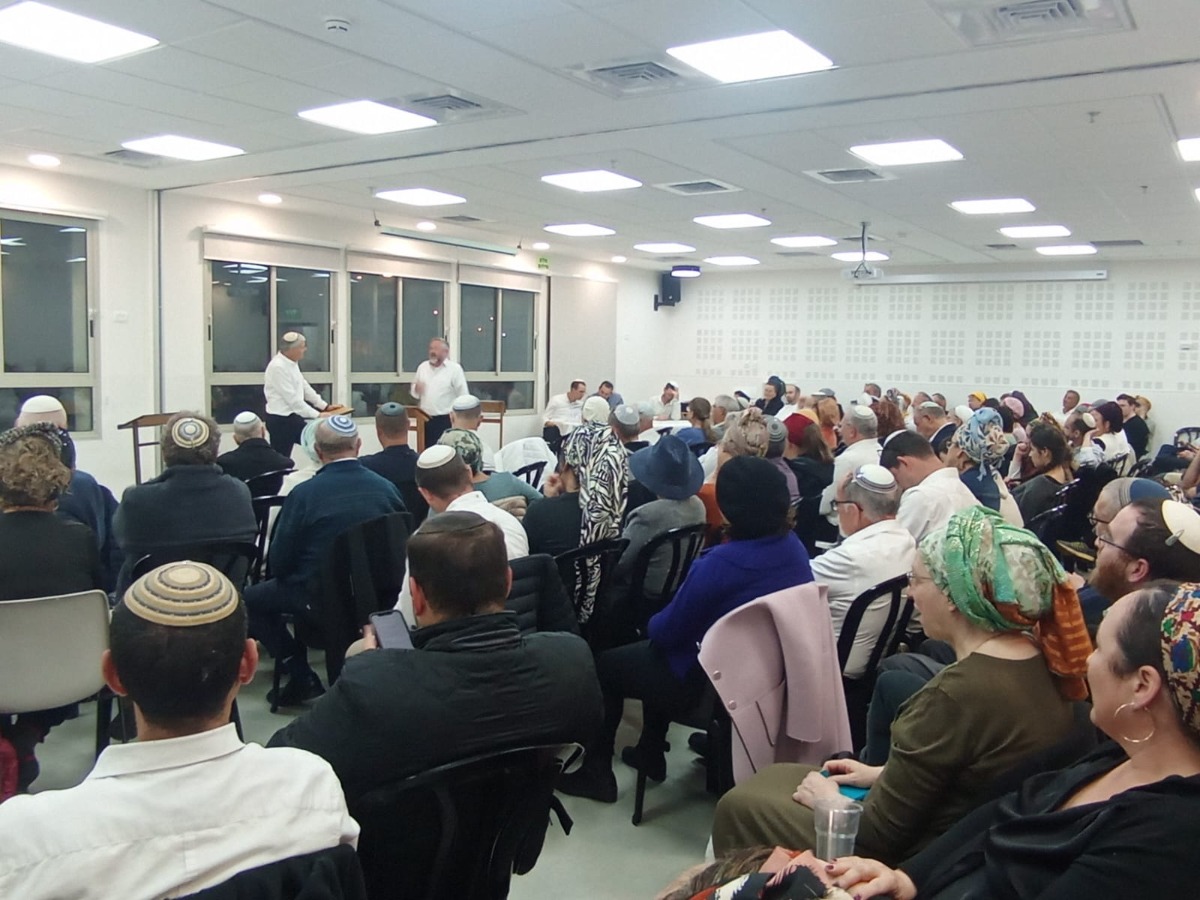 "תורתך שעשועי - ערב קהילתי במוצאי שבת זכור