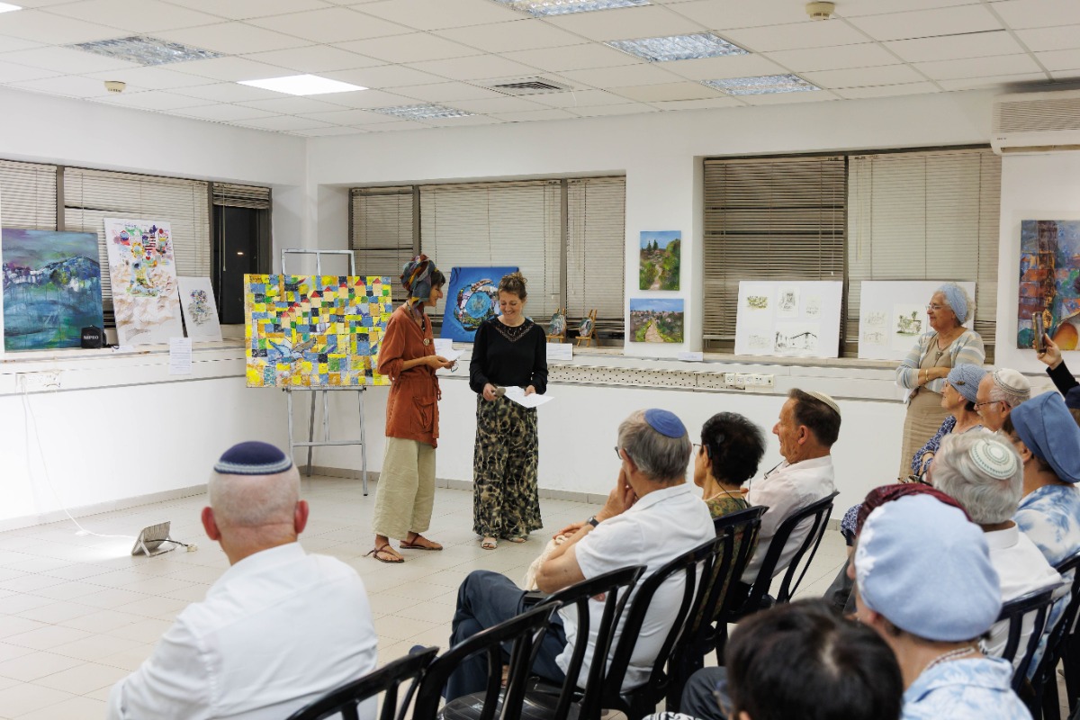 פתיחת תערוכת אמנים לשנת היובל - צילם רועי גרינברג