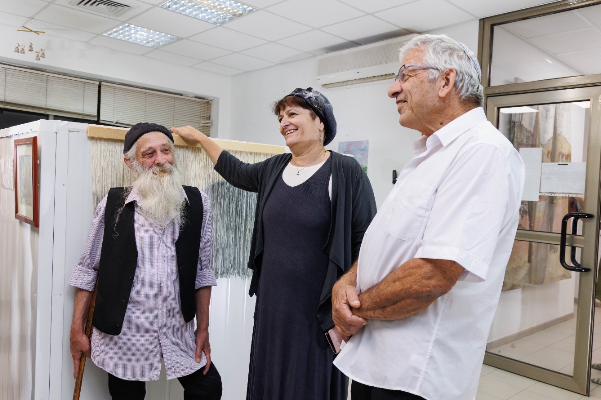 פתיחת תערוכת אמנים לשנת היובל - צילם רועי גרינברג