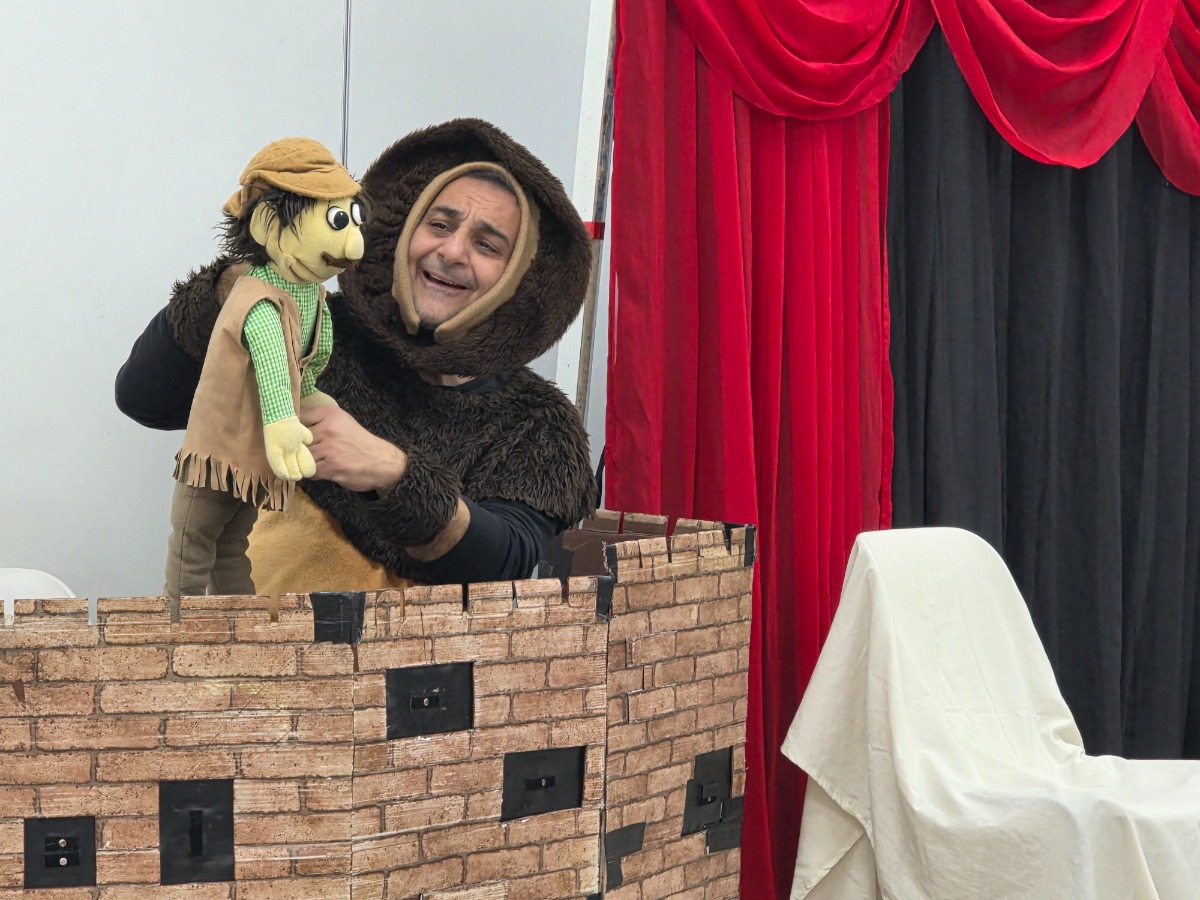 שעת סיפור בספרייה - הצגה עם עמית בן יעקב